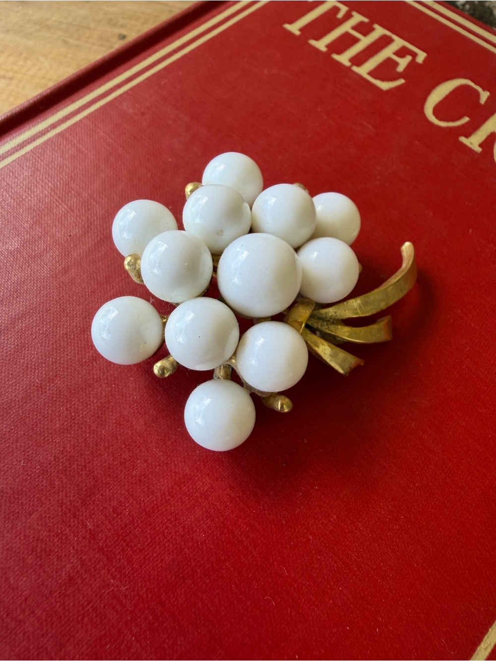 Miriam Haskell Unsigned White Milk Glass Bead Grape Cluster Brooch